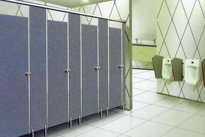 如何選擇優(yōu)質(zhì)耐用的衛(wèi)生間隔斷材料